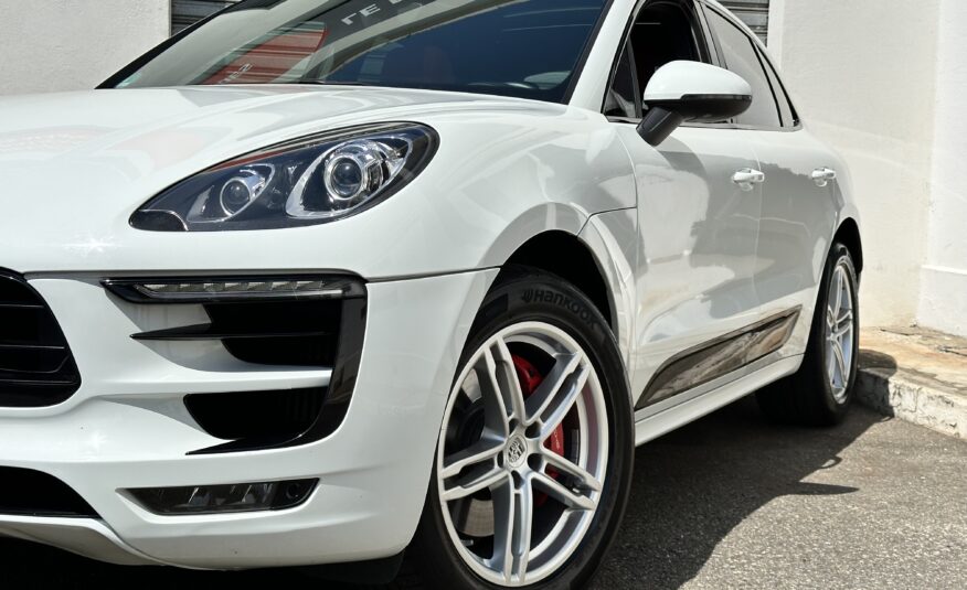 PORSCHE Macan Turbo 3.6 V6