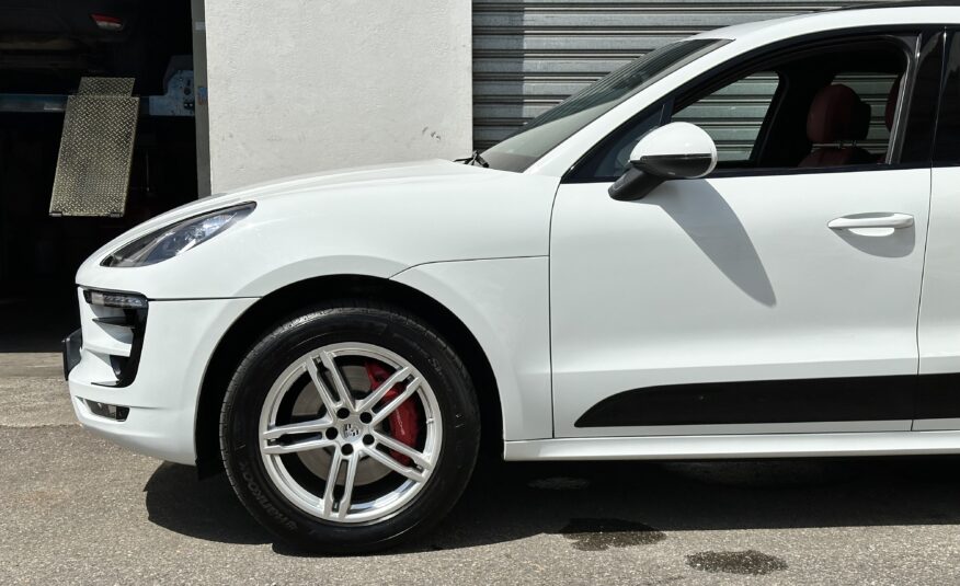 PORSCHE Macan Turbo 3.6 V6