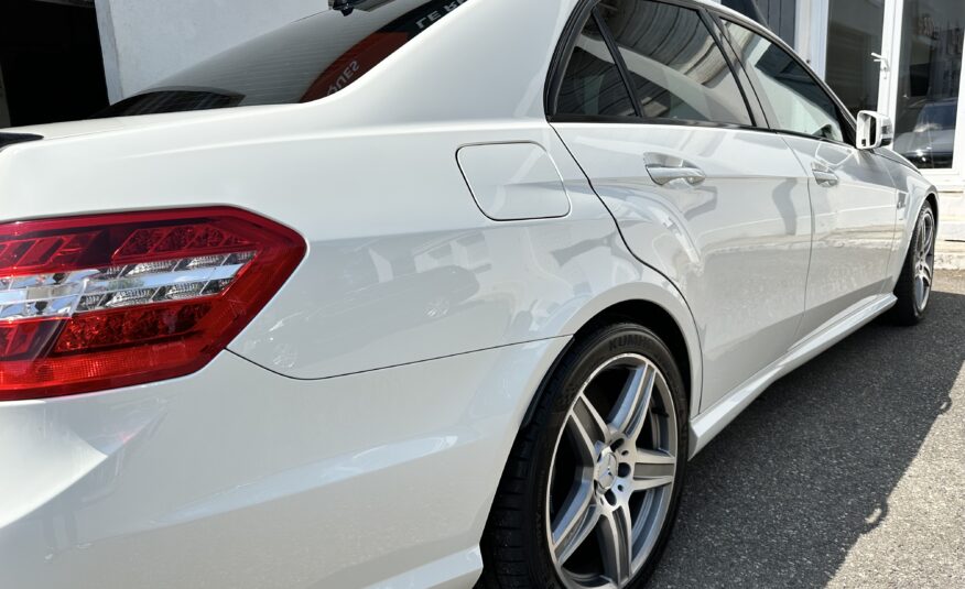 Mercedes Classe E63 AMG 6.3 V8