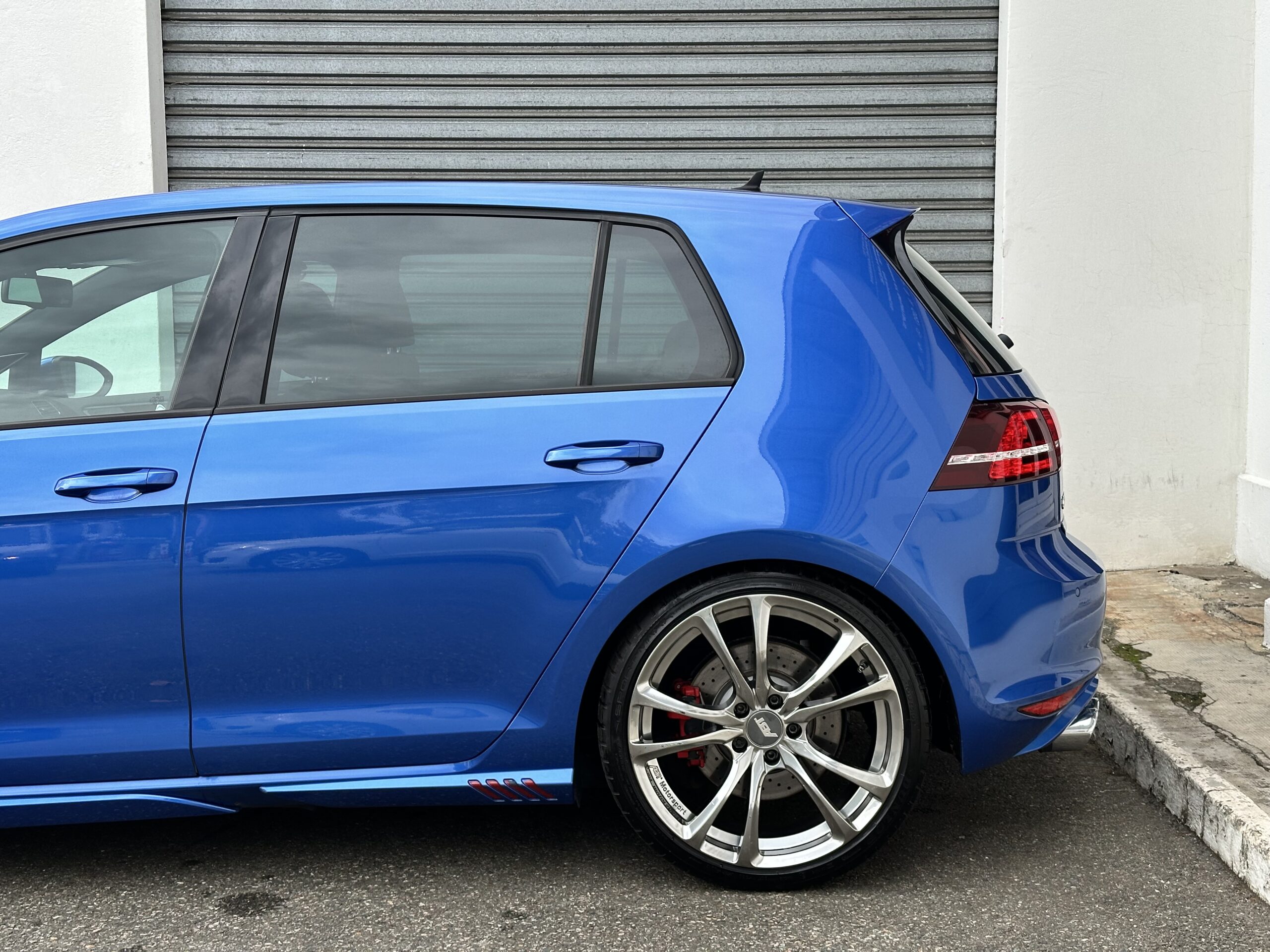 VOLKSWAGEN Golf VII GTI Performance ABT