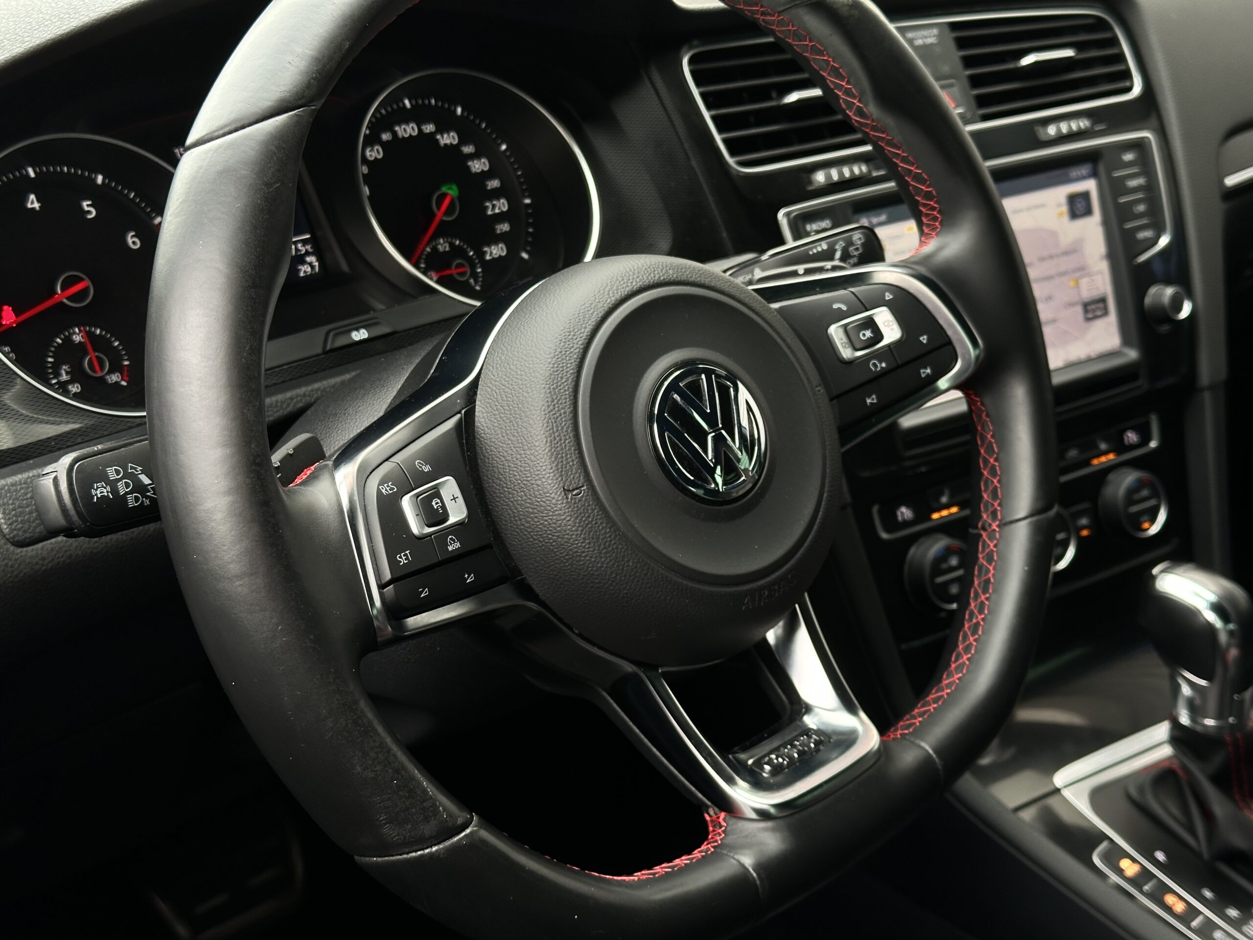 VOLKSWAGEN Golf VII GTI Performance ABT