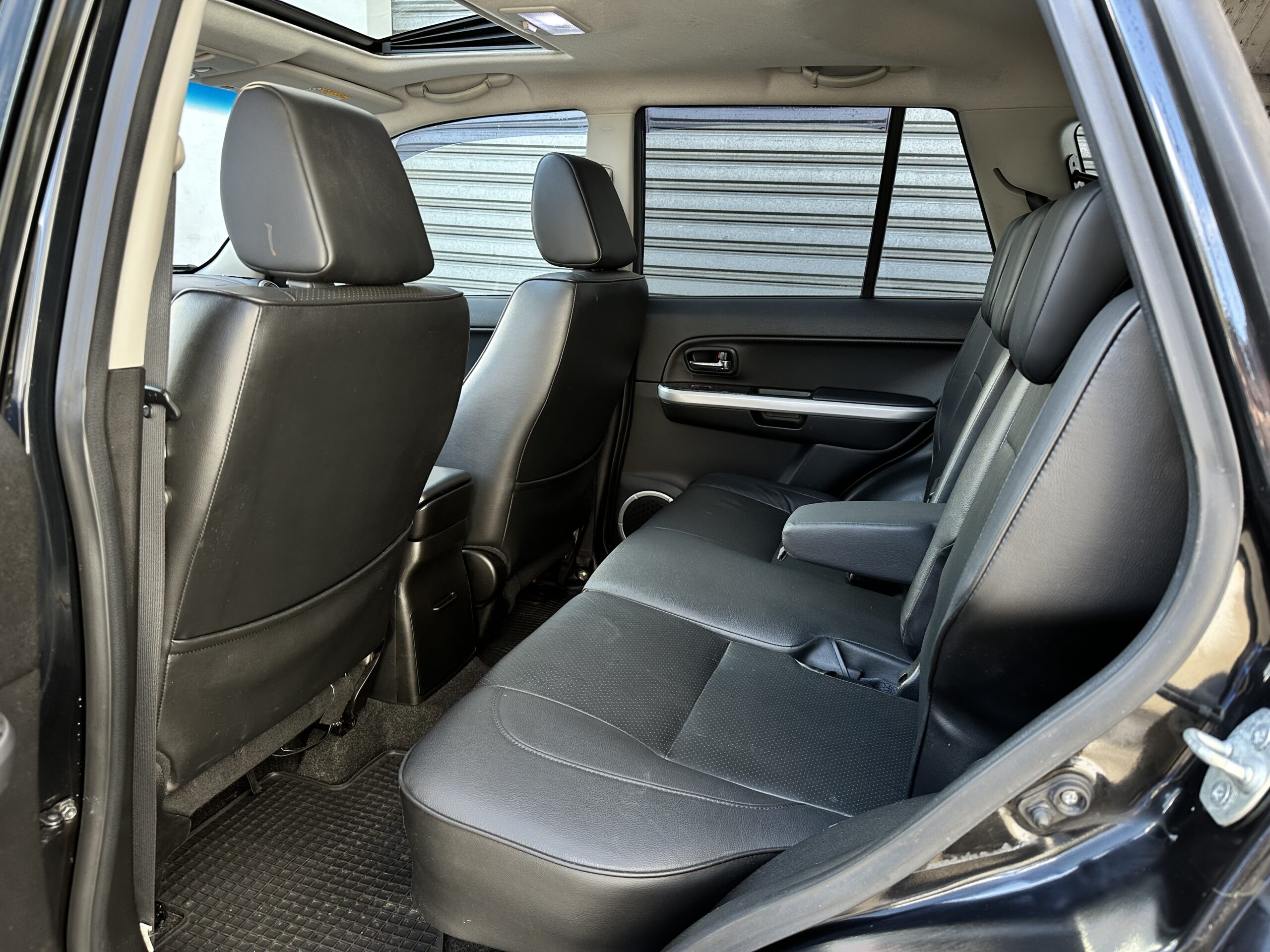 Suzuki Grand Vitara II 3.2 V6 “Édition 20ème Anniversaire”