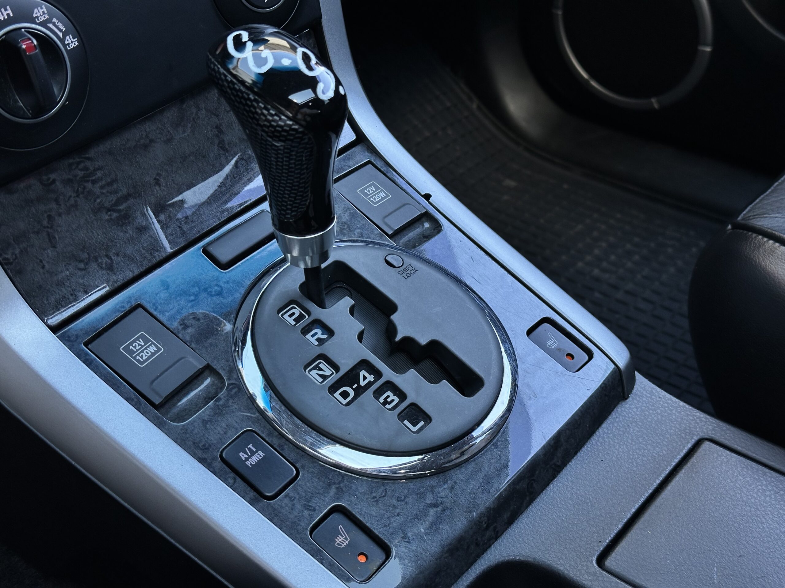 Suzuki Grand Vitara II 3.2 V6 “Édition 20ème Anniversaire”