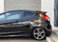 FORD Fiesta ST 182ch à vendre deuxième main, échappement milltek