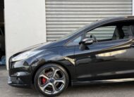 FORD Fiesta ST 182ch à vendre deuxième main, échappement milltek