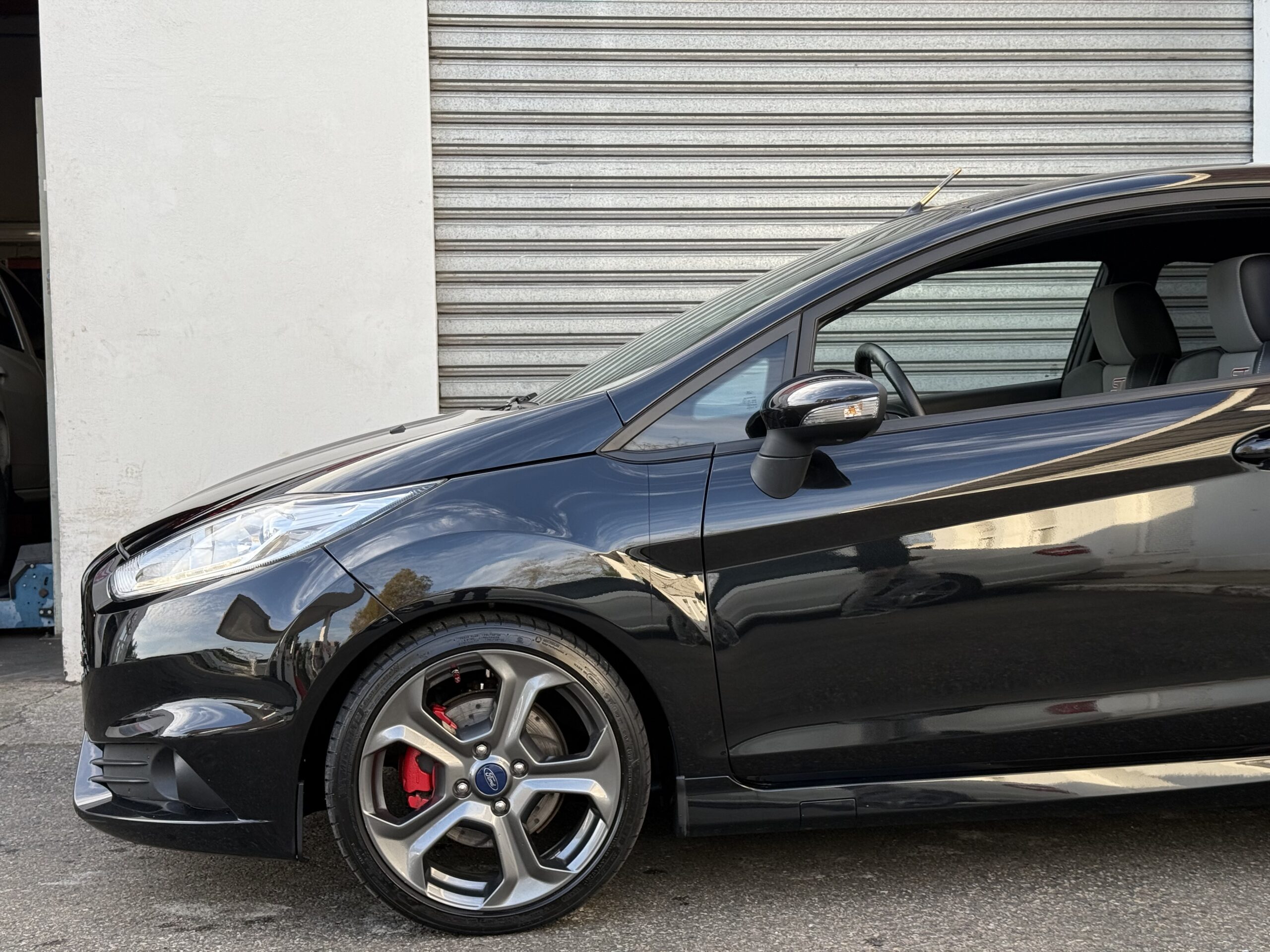 FORD Fiesta ST 182ch à vendre deuxième main, échappement milltek