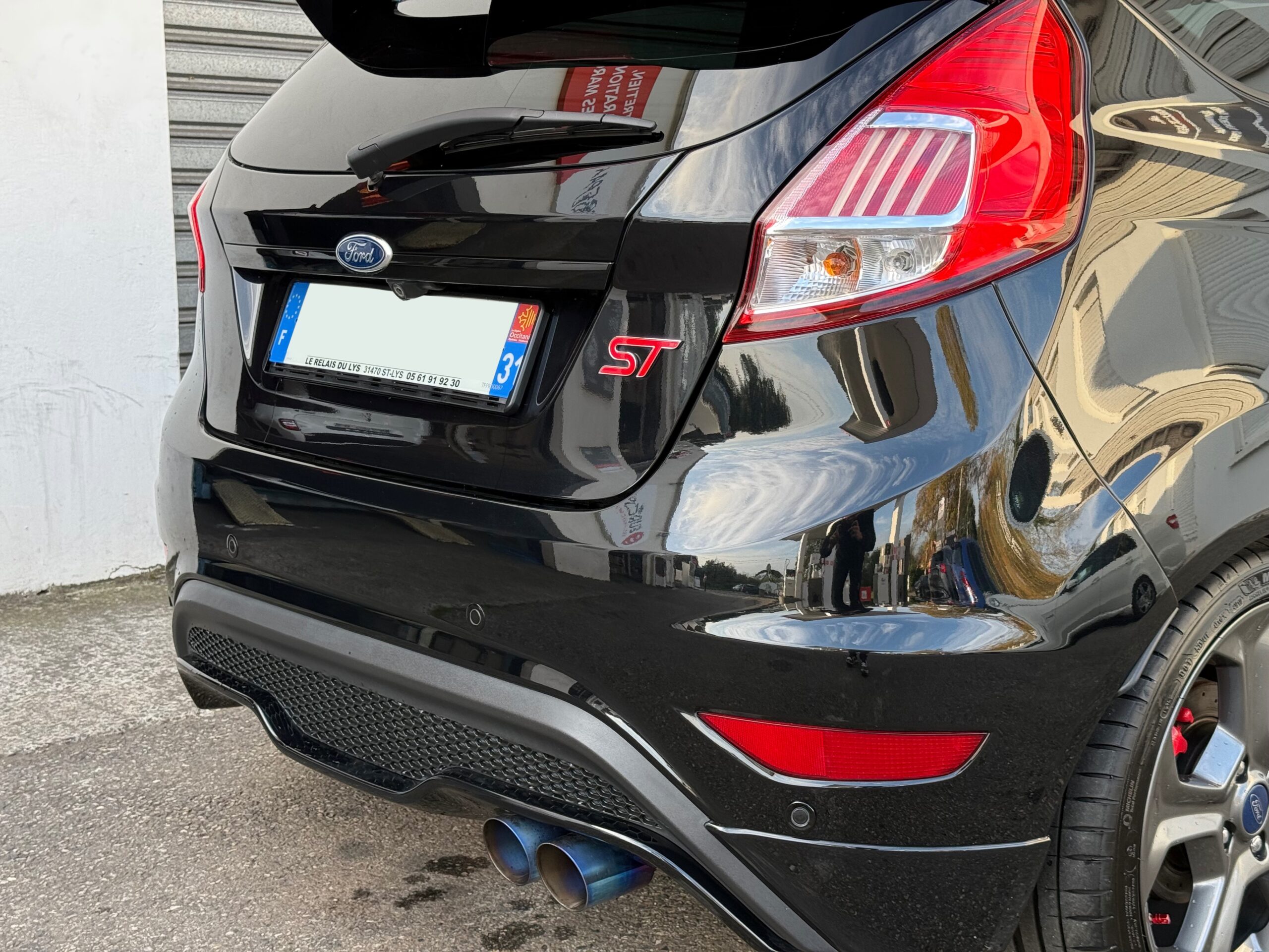 FORD Fiesta ST 182ch à vendre deuxième main, échappement milltek