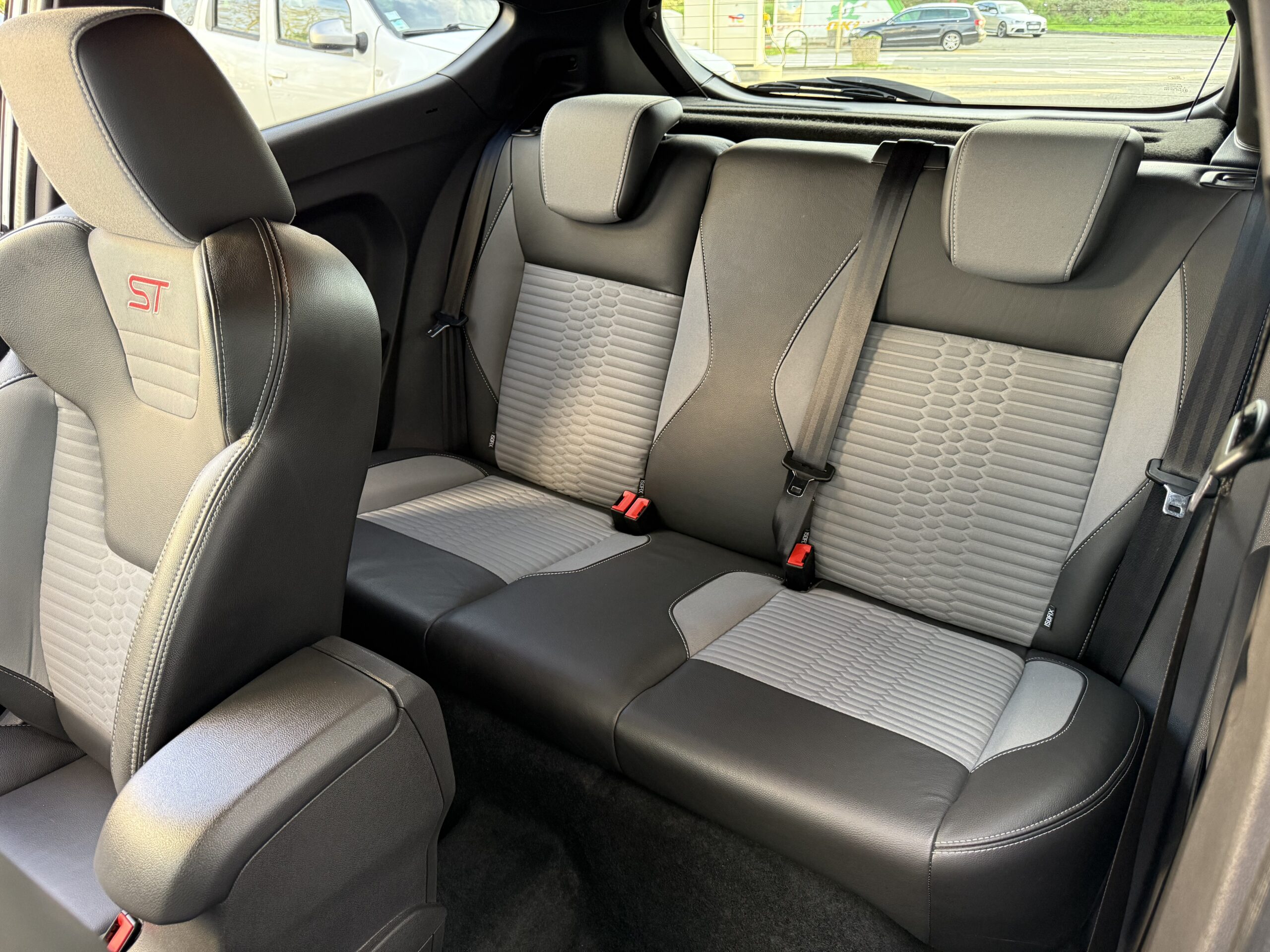 FORD Fiesta ST 182ch à vendre deuxième main, échappement milltek