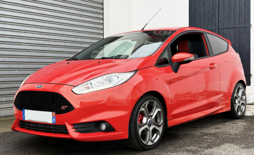 FORD Fiesta ST 182 1.6 Ecoboost – Lava Rot