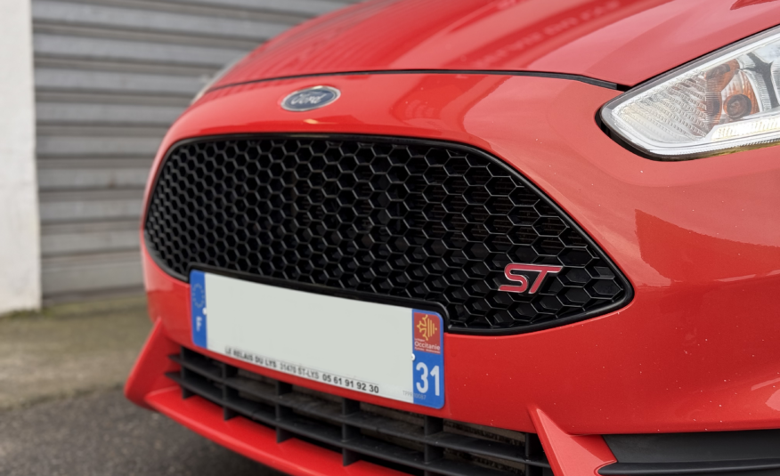 FORD Fiesta ST 182 1.6 Ecoboost – Lava Rot