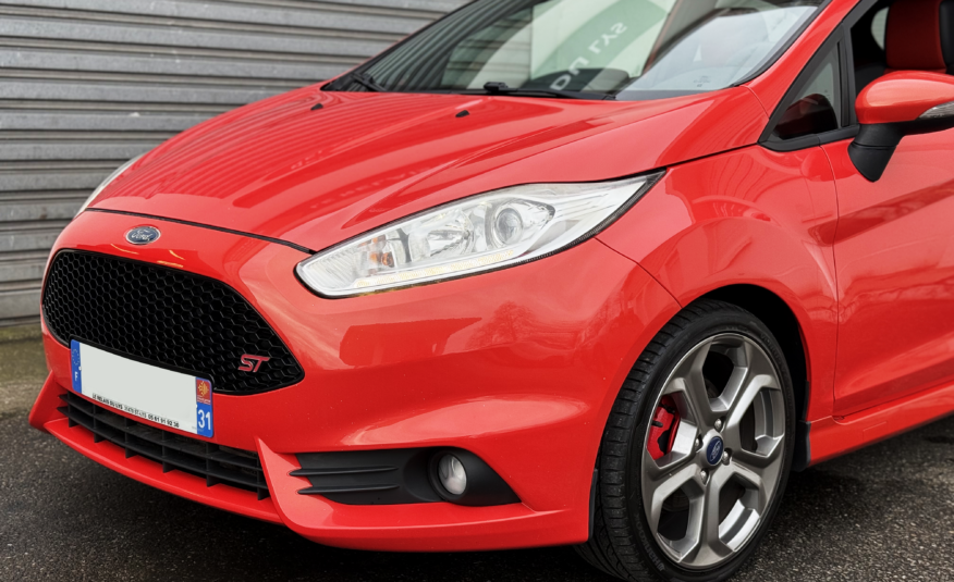 FORD Fiesta ST 182 1.6 Ecoboost – Lava Rot