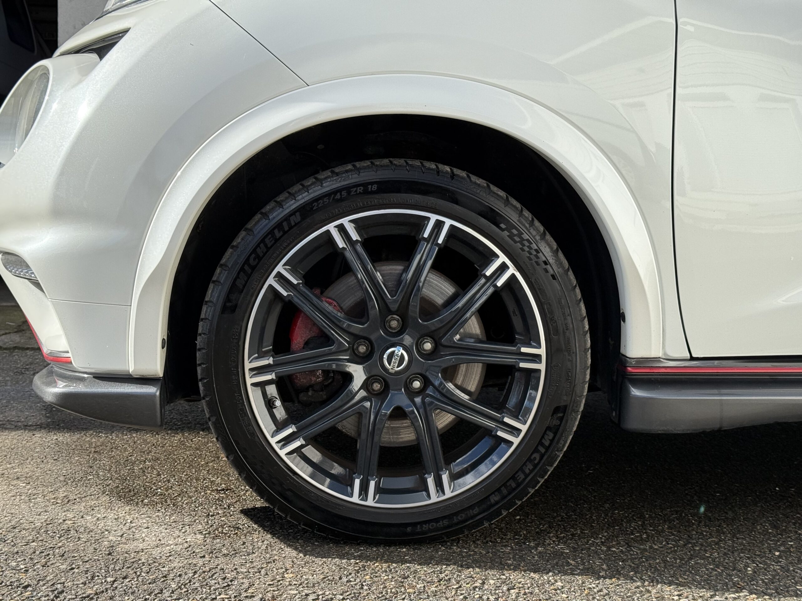 Nissan Juke Nismo à vendre Toulouse Le Relais du lys spécialiste véhicule sportif premium entretien réparation importation