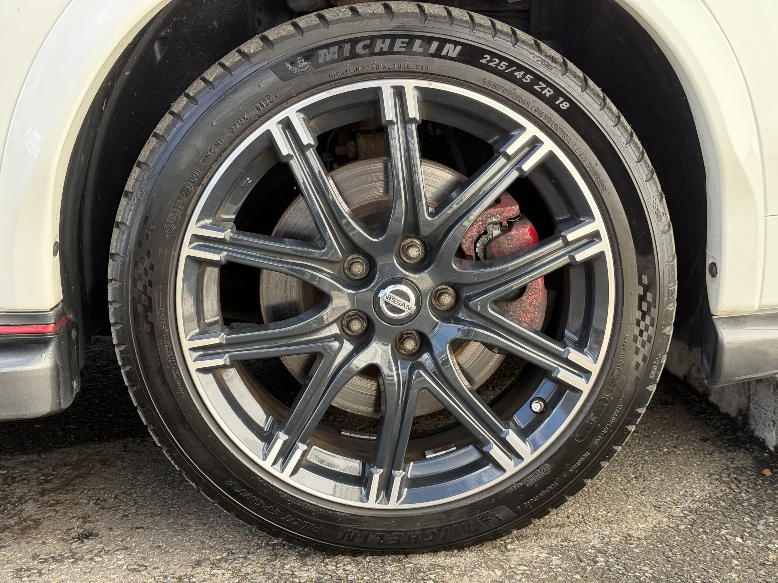 Nissan Juke Nismo à vendre Toulouse Le Relais du lys spécialiste véhicule sportif premium entretien réparation importation