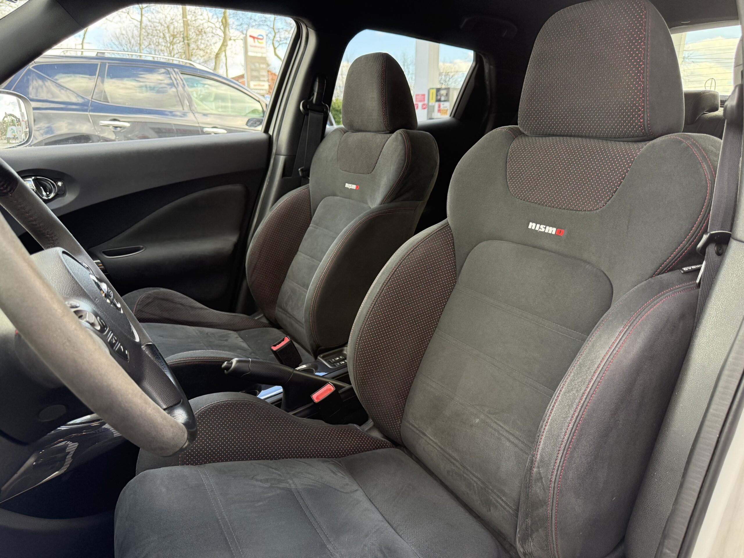 Nissan Juke Nismo à vendre Toulouse Le Relais du lys spécialiste véhicule sportif premium entretien réparation importation