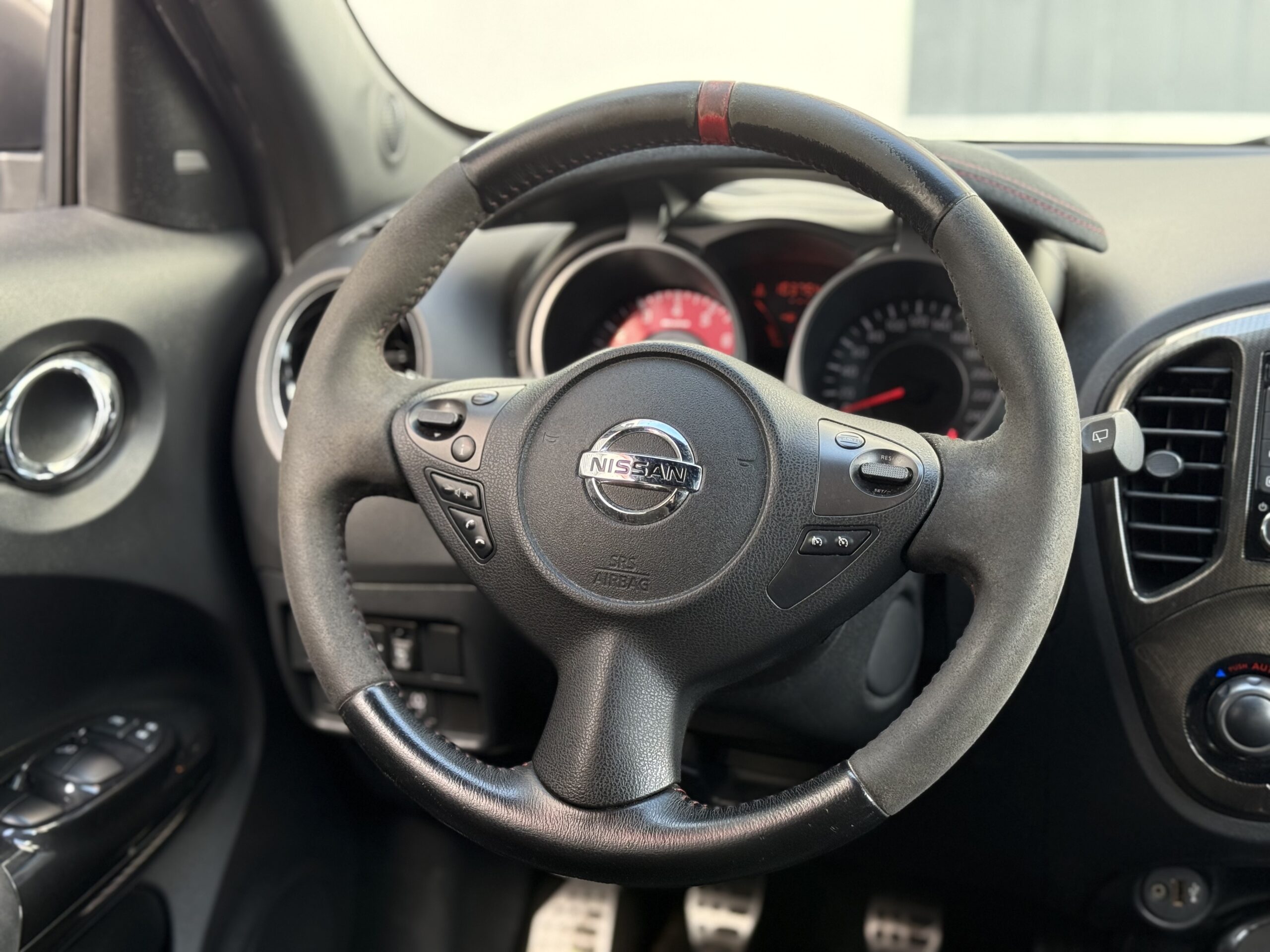 Nissan Juke Nismo à vendre Toulouse Le Relais du lys spécialiste véhicule sportif premium entretien réparation importation