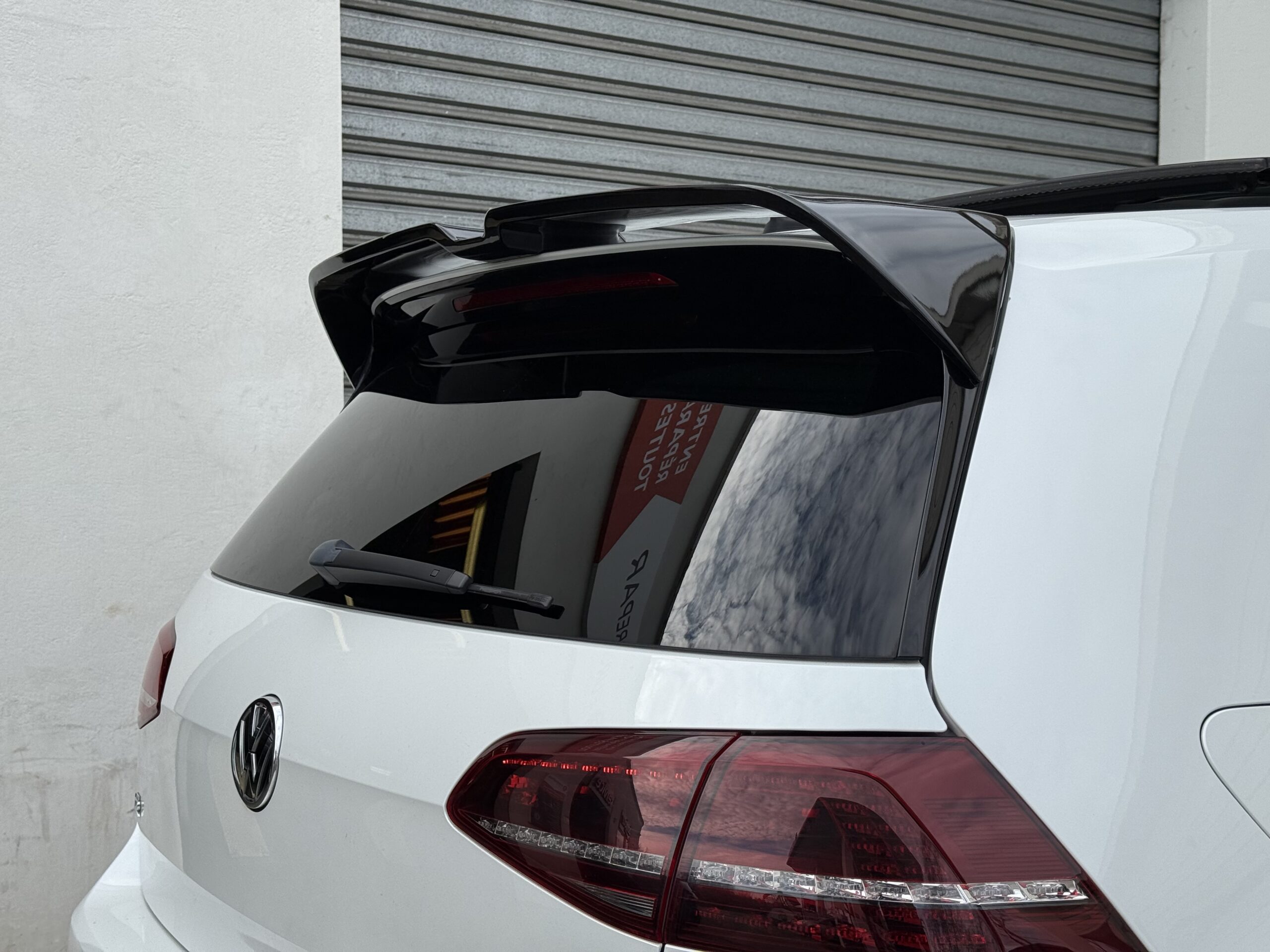 Volkswagen Golf 7R DSG6 3P 300ch à vendre occasion Toulouse importation véhicule premium et sportif entretien reparation