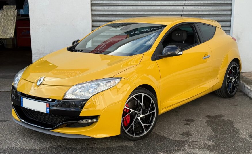 Renault Megane III RS 2.0 Turbo 250