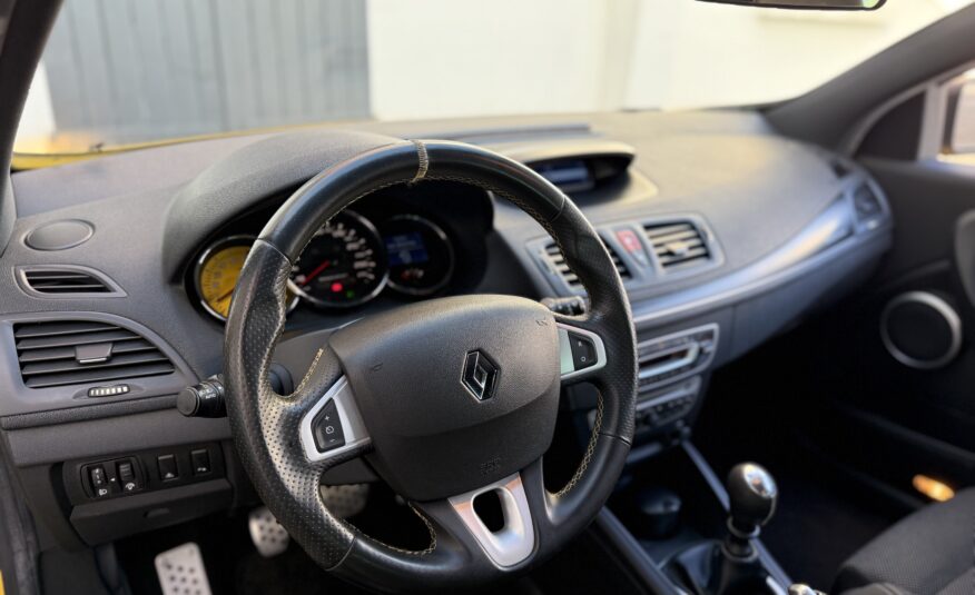 Renault Megane III RS 2.0 Turbo 250