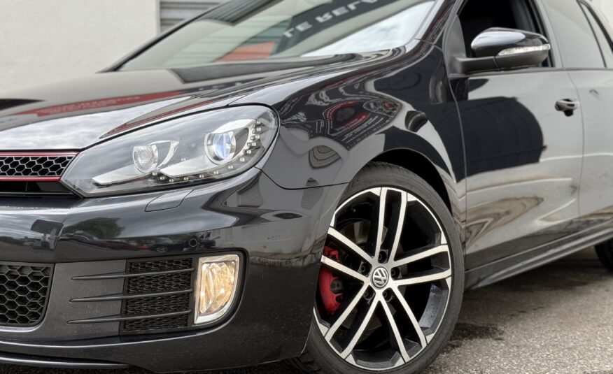 Volkswagen Golf VI GTI 210