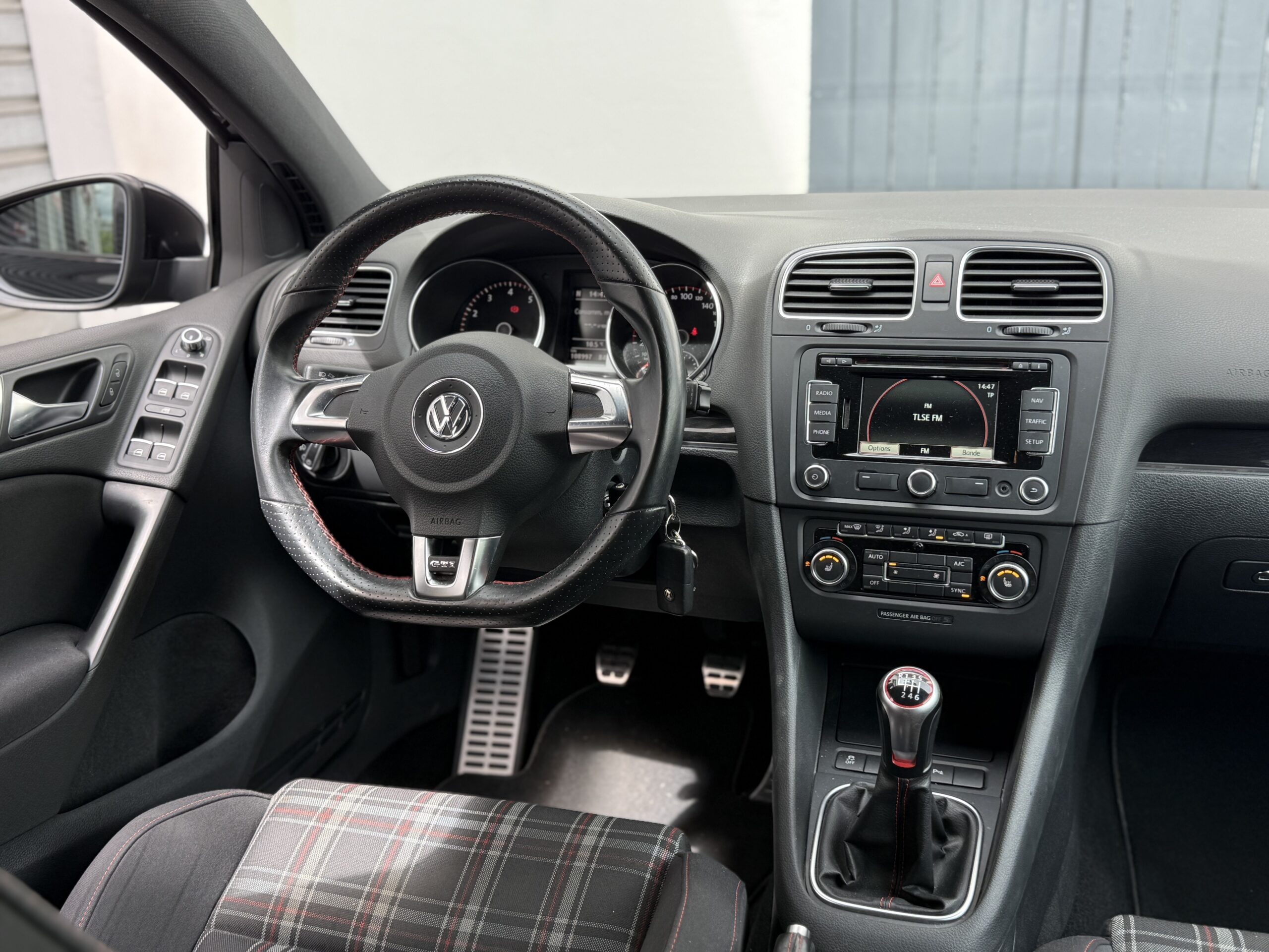 Volkswagen Golf VI GTI 210