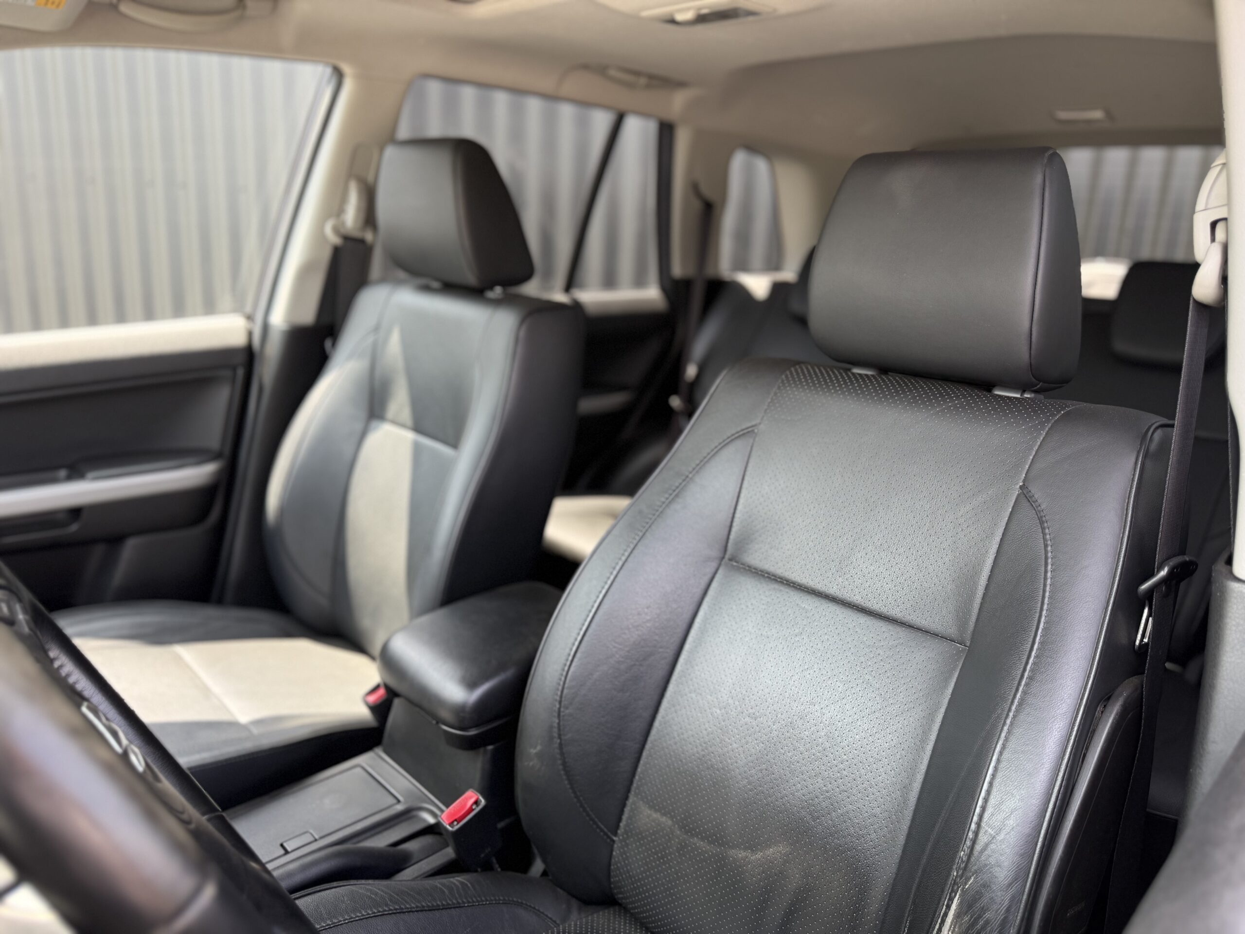 Suzuki Grand Vitara II 3.2 V6 “Édition 20ème Anniversaire”