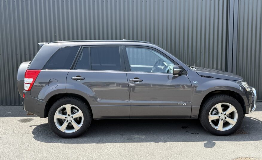 Suzuki Grand Vitara II 3.2 V6 “Édition 20ème Anniversaire”