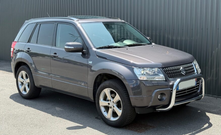 Suzuki Grand Vitara II 3.2 V6 “Édition 20ème Anniversaire”