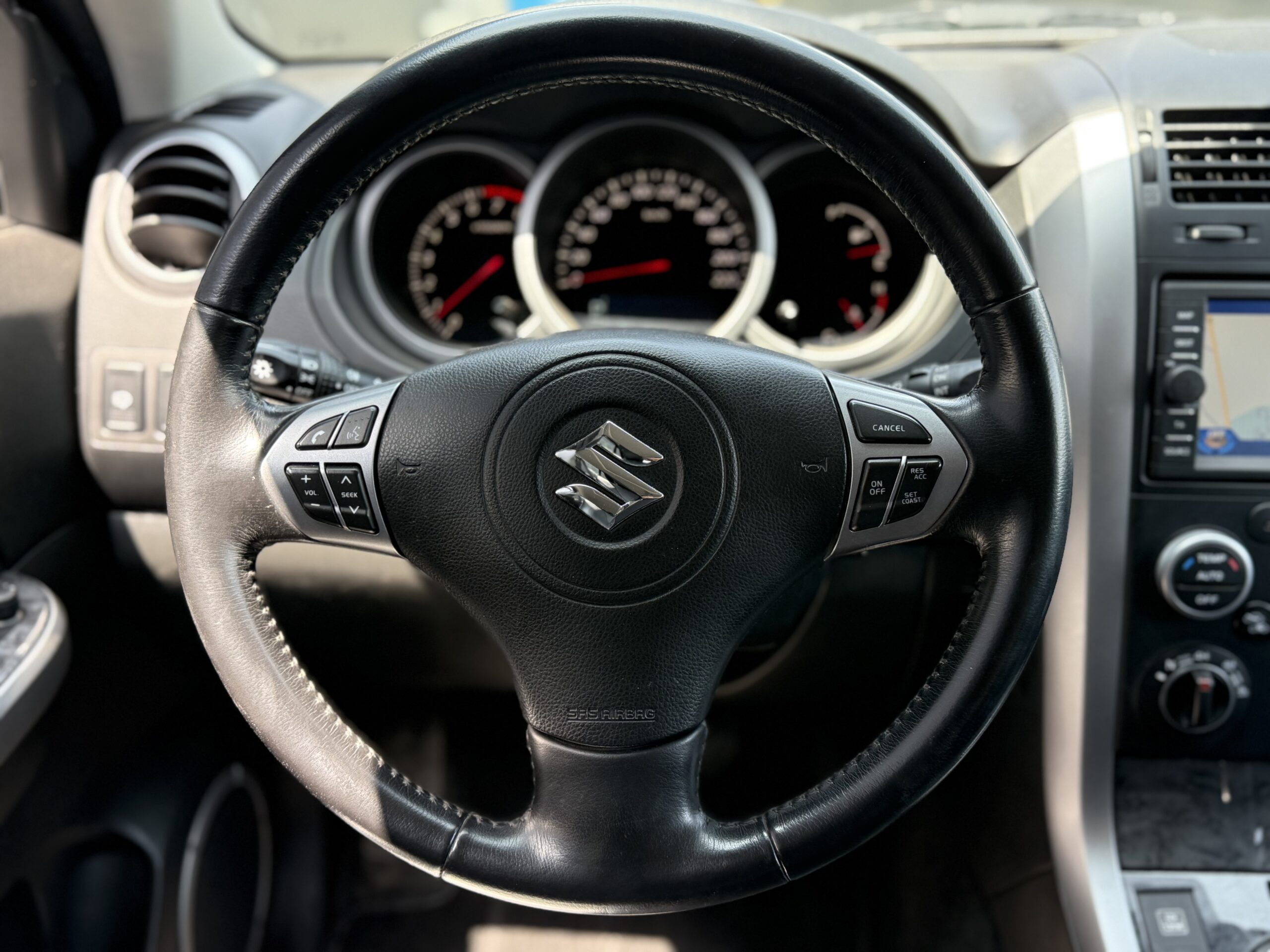 Suzuki Grand Vitara II 3.2 V6 “Édition 20ème Anniversaire”