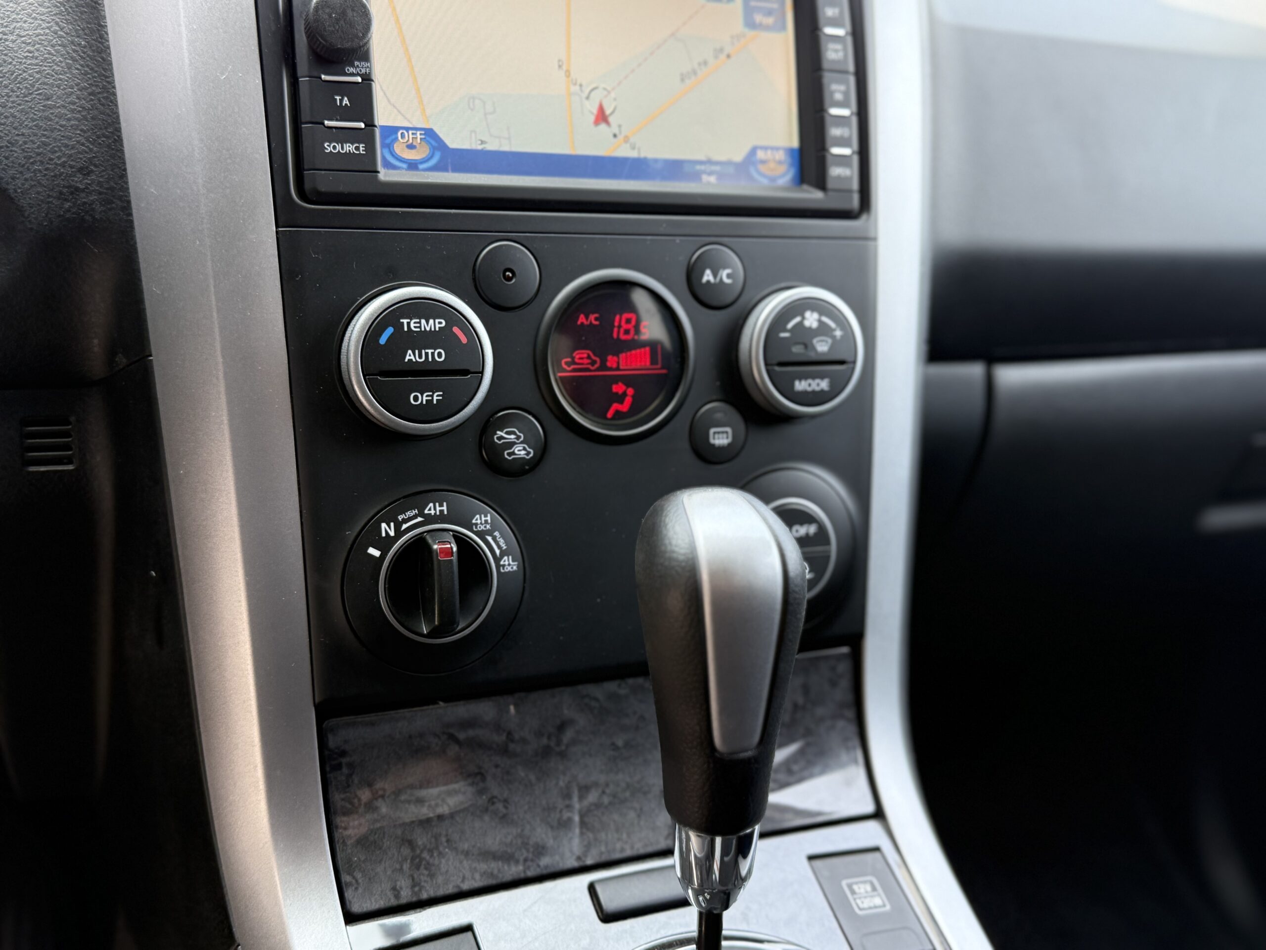 Suzuki Grand Vitara II 3.2 V6 “Édition 20ème Anniversaire”